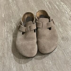 Boston Soft Footbed in Taupe